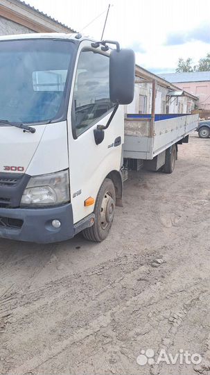 Hino 300 (Dutro), 2012