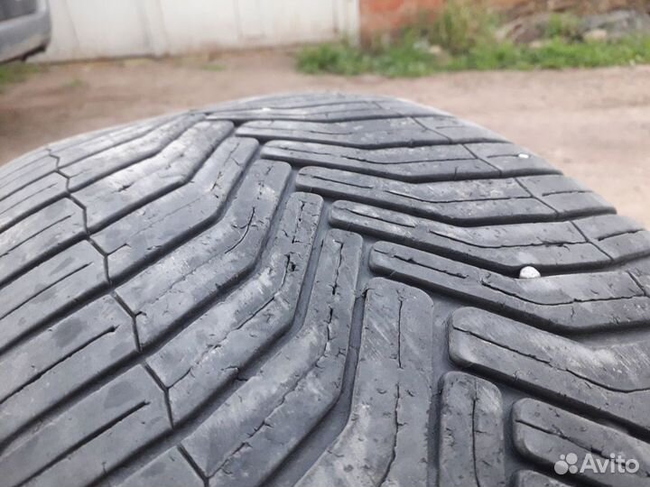 Michelin XF 215/55 R17