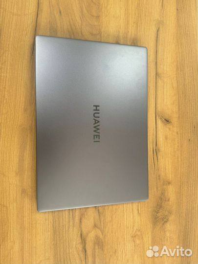 Ноутбук huawei