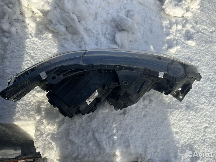 Левая передняя фара mitsubishi outlander 3