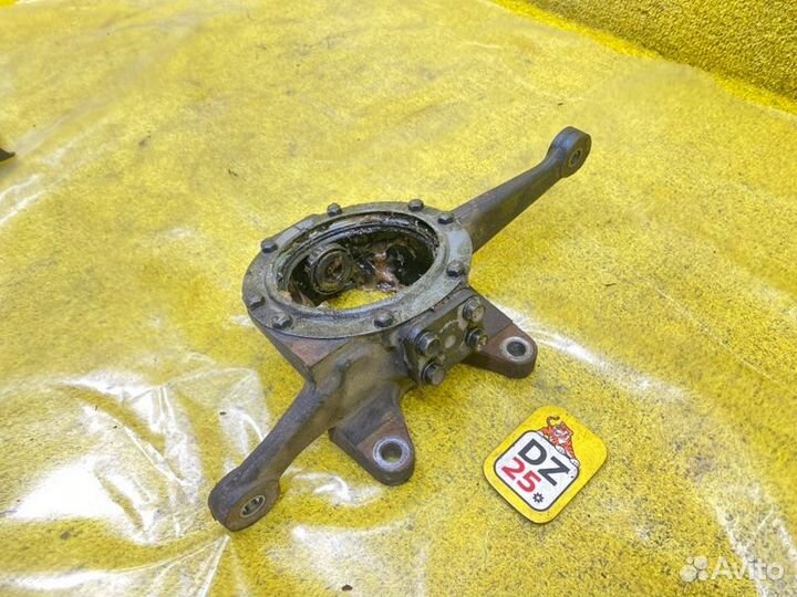 Поворотный кулак передний левый Suzuki Jimny 145381