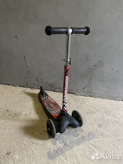 Самокат детский трехколесный