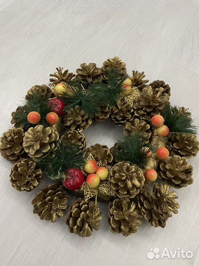 Рождественский венок на дверь и стол для интерьера