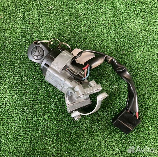 Замок зажигания LADA Priora