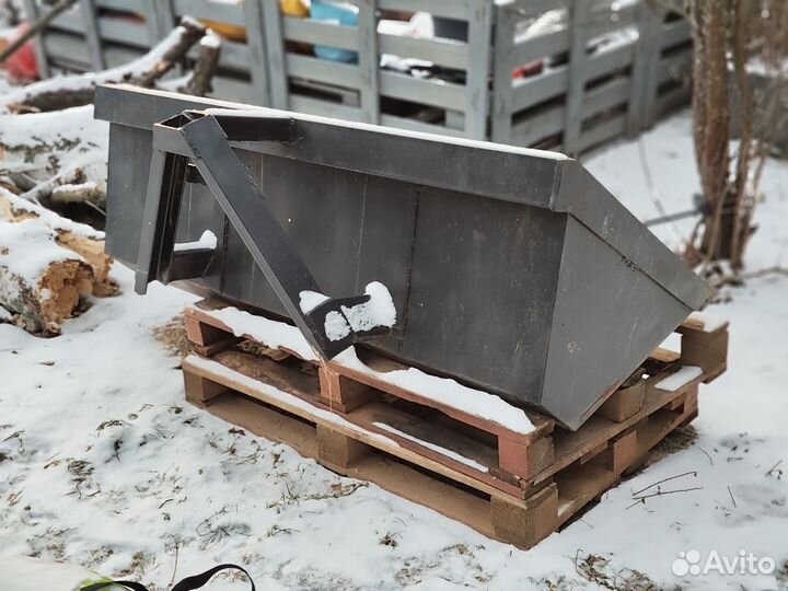 Ковш на заднюю навеску 1.6 м