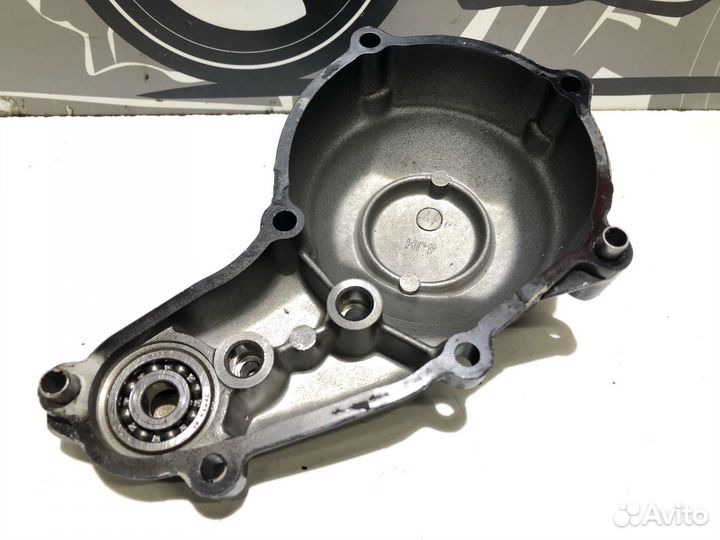 Крышка двигателя правая Yamaha FZ 400 Fazer 1997г