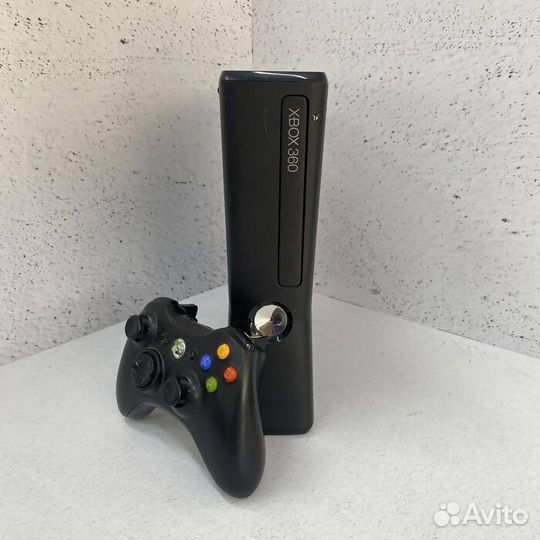 Игровая приставка Microsoft Xbox 360 S 250 гб