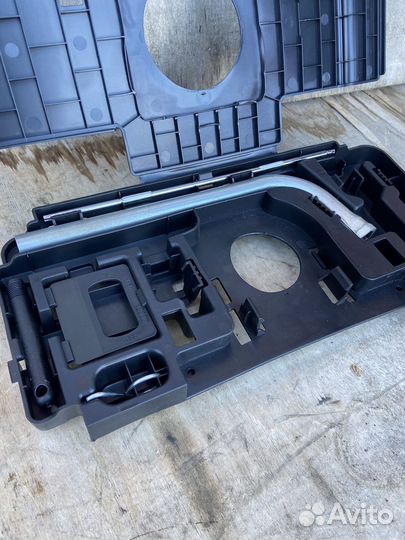 Яшик для инструментов Audi A5 8T