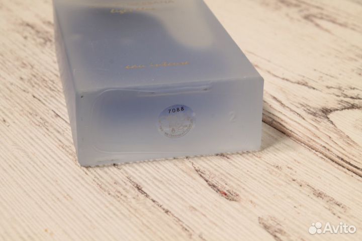 Парфюмерная вода Light Blue Eau Intense Женская