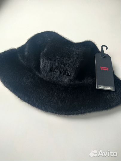 Панама женская теплая Levi's