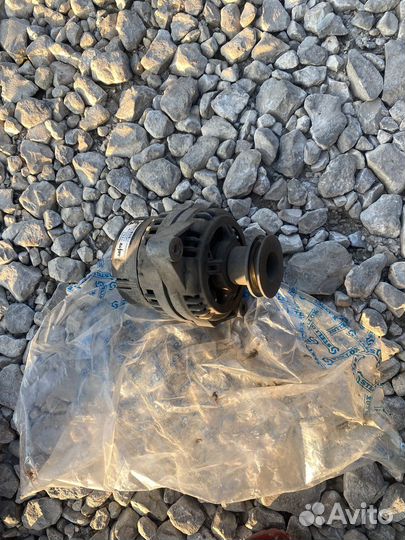 Продам гениратор на ваз 90а