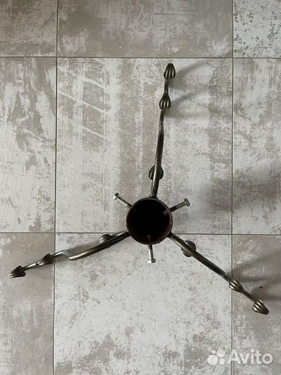 Подставка / стойка для ёлки