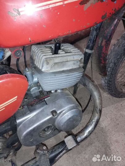 Мотоцикл Минск с поршнем Yamaha yb100