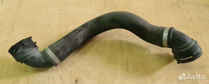 Патрубок радиатора Mercedes W205