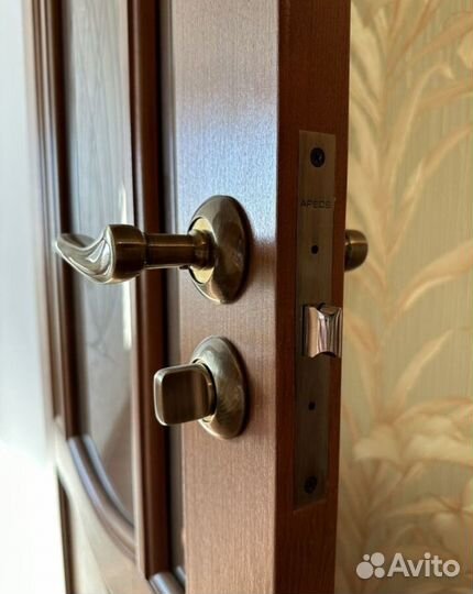 Двери межкомнатные двухстворчатые бу