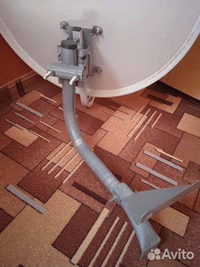 Антенна спутниковая