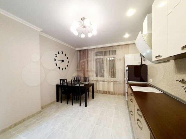 2-к. квартира, 64,3 м², 6/24 эт.