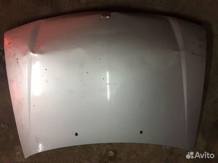 Капот nissan ad