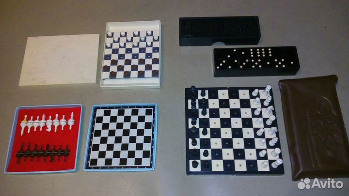 Домино. Шашки и шахматы дорожные. СССР