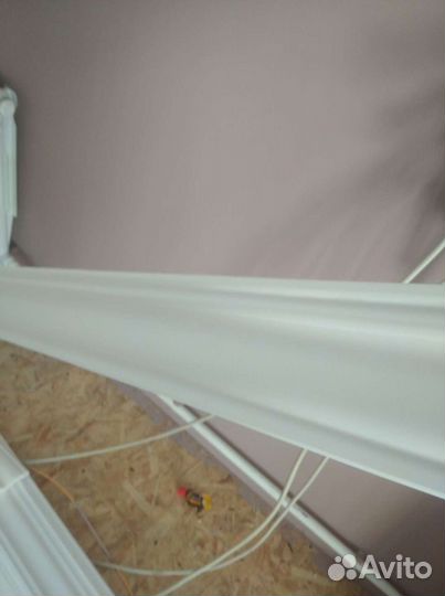 Карниз плинтус потолочный