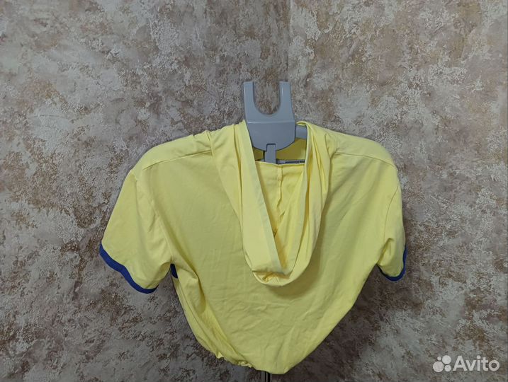 Футболка укороченная