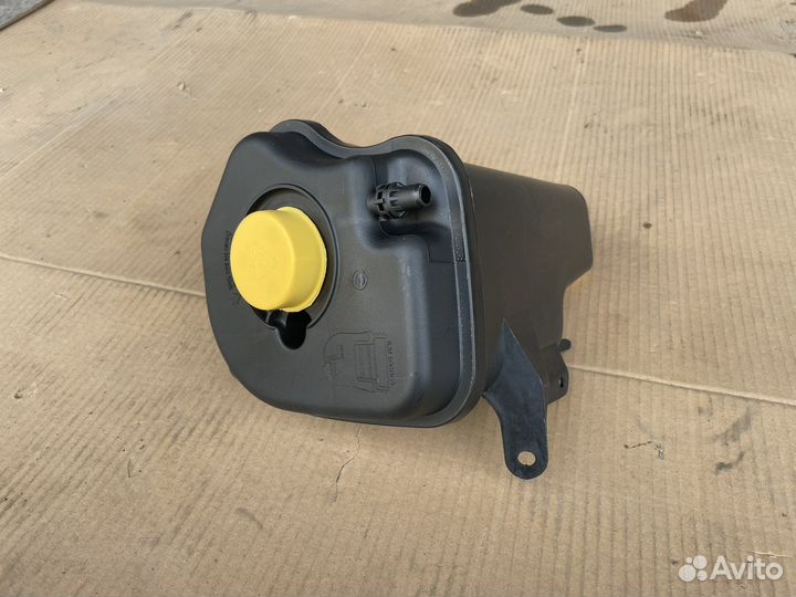 Расширительный бачок BMW X5 E70 / E 70