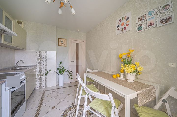 2-к. квартира, 70 м², 6/12 эт.