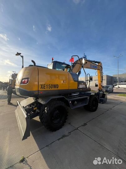 Колёсный экскаватор XCMG XE150WD, 2024