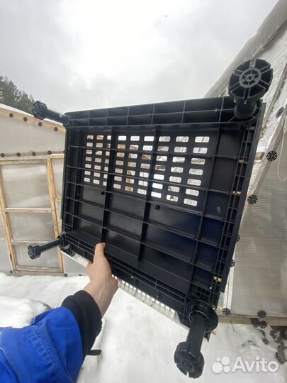 Подставка под встроенный холодильник