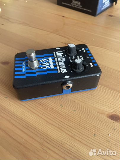 Педаль гитарная EBS Unichorus