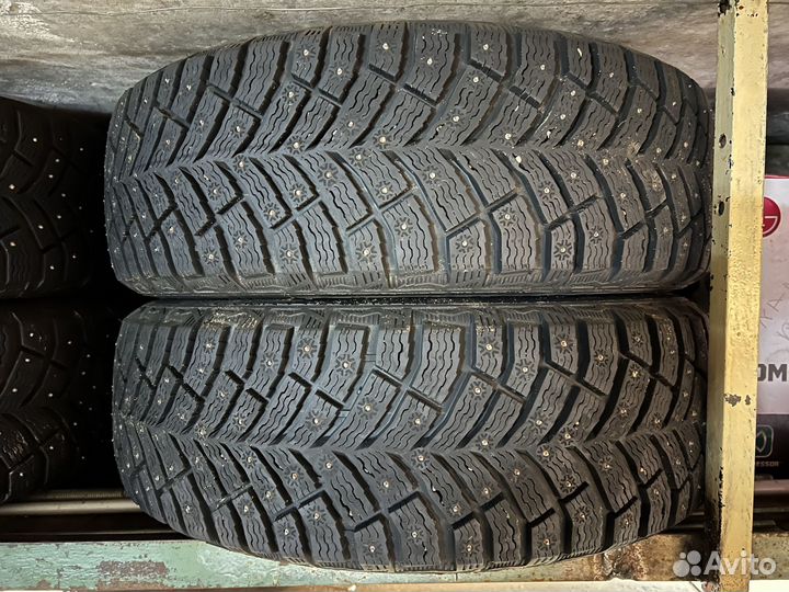 Michelin X-Ice North 4 185/65 R15 92T