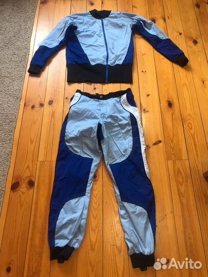 Парашютный костюм