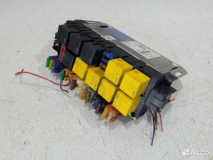 Блок предохранителей