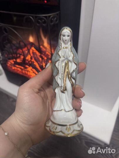 Статуэтка Дева Мария