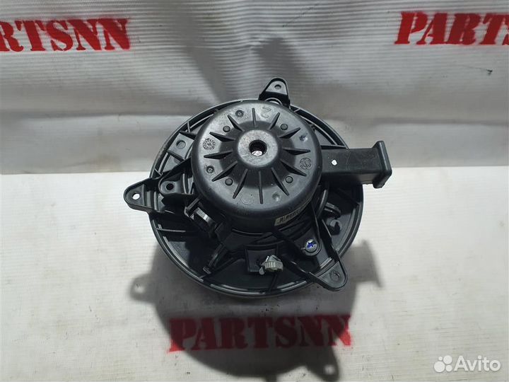 Моторчик печки Шевроле Круз