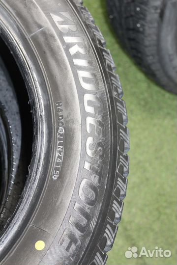 Bridgestone Blizzak Spike-01 235/60 R18 107T