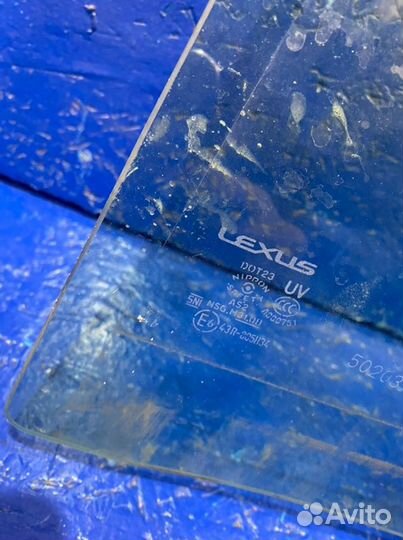 Стекло двери заднее левое Lexus Is XE30 2AR-FSE