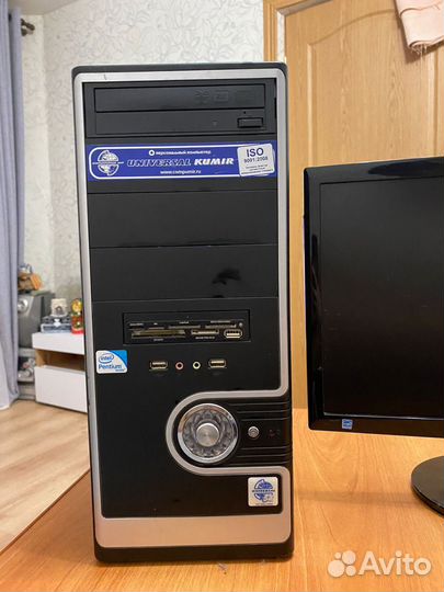 Системный блок и монитор