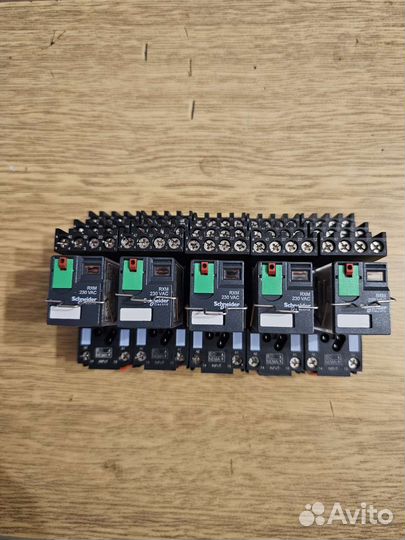 Реле Промежуточное Schneider 230VAC