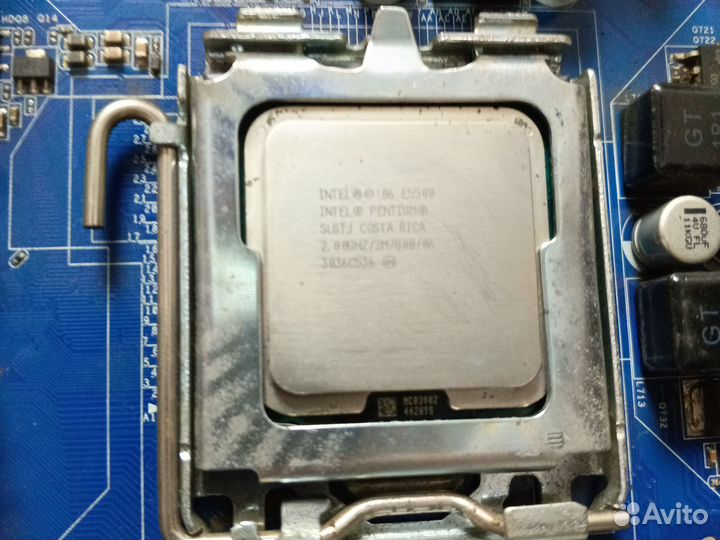 Материнская плата с процессором