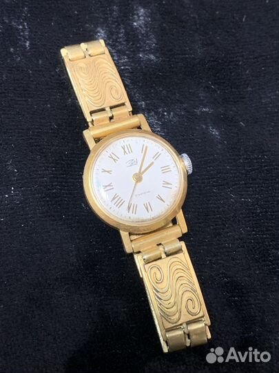 Часы женские заря СССР