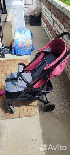 Прогулочная коляска