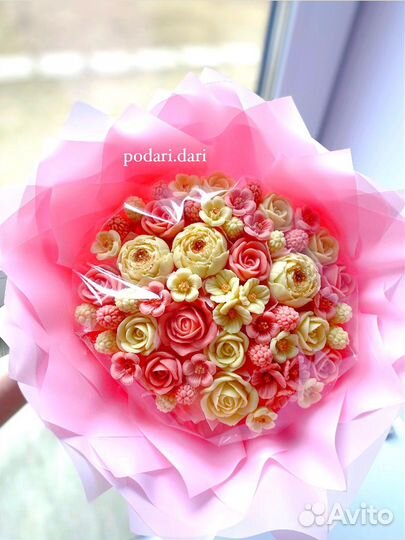 Букет из шоколадных цветов