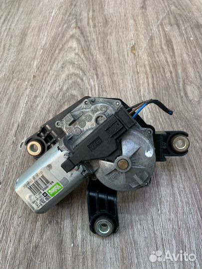 Мотор дворников задний Opel Zafira B минивэн 2008