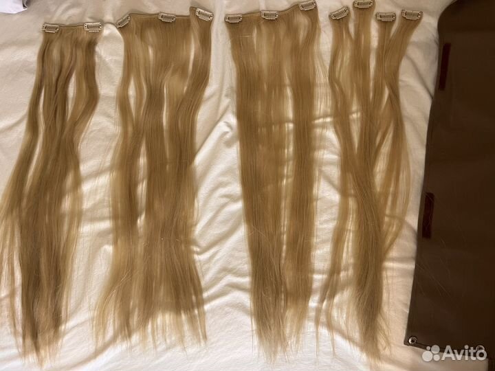 Набор из натуральных волос на заколках