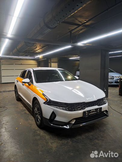 Оклейка авто пленкой такси