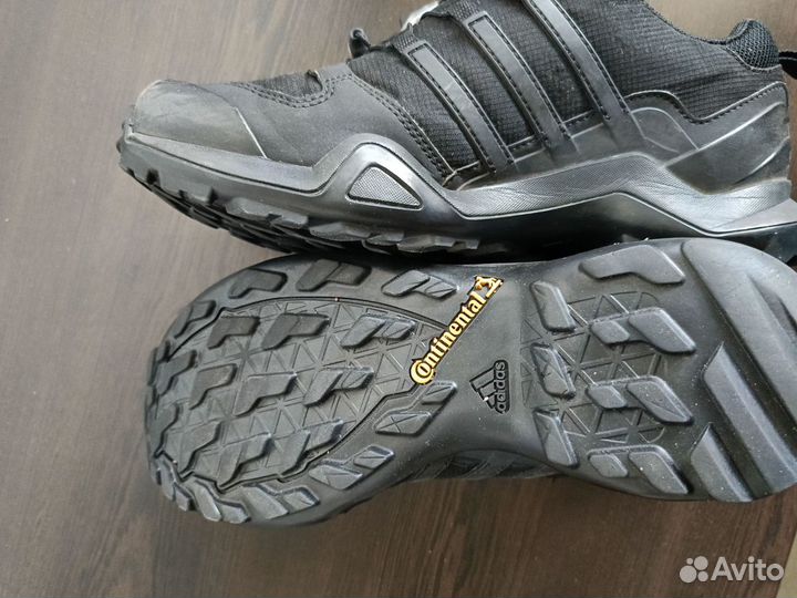 Кроссовки adidas terrex