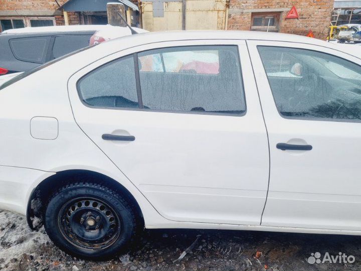 Дверь задняя правая Skoda Octavia A5 1.4 BUD MT