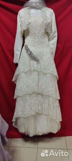 Свадебное платье