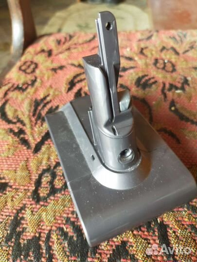 Аккумулятор Dyson V7